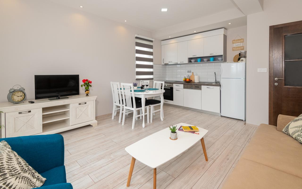 Apartments Leona Neum Exterior foto