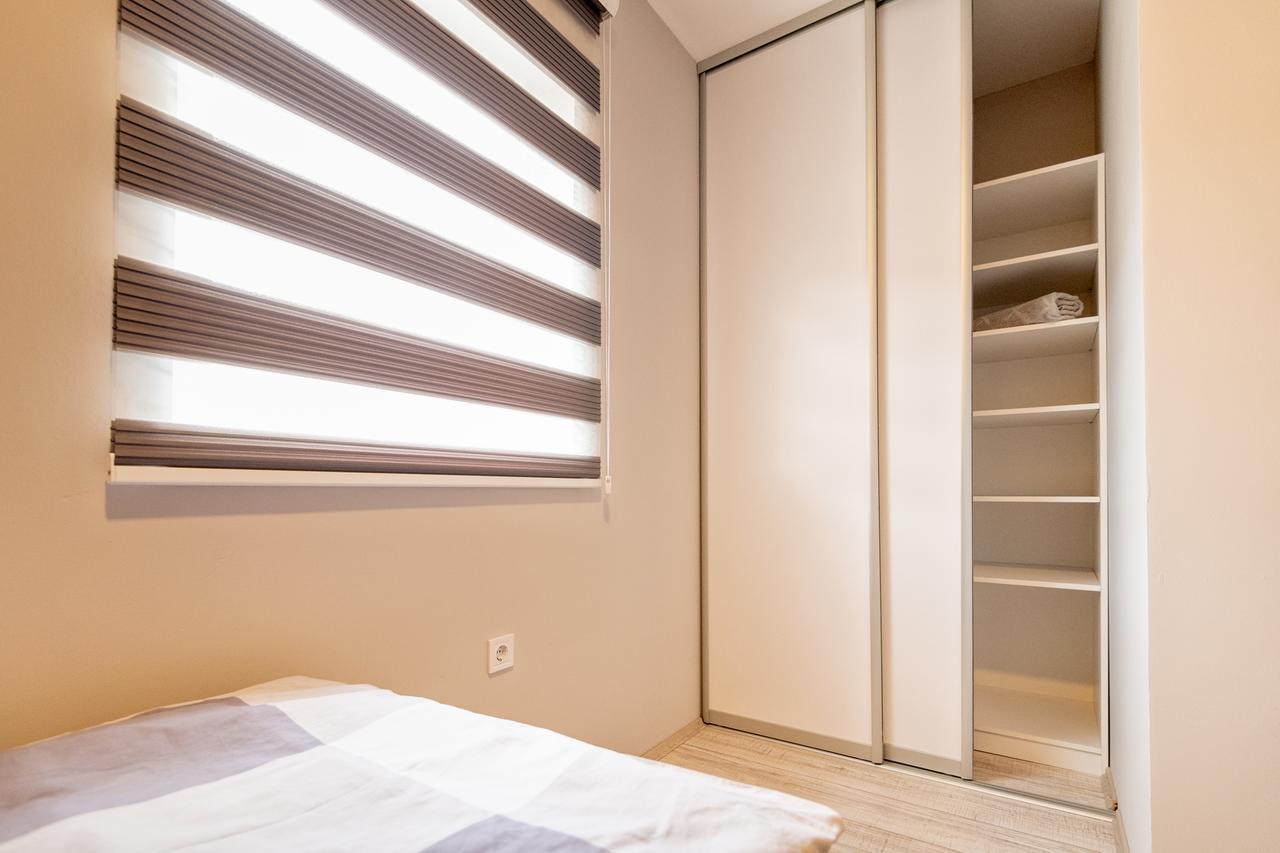 Apartments Leona Neum Exterior foto